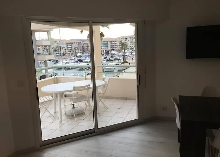 Duplex Port 5' Et Commerces