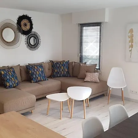 Apartment Duplex Port 5' Et Commerces Frejus